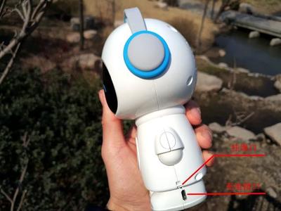 柚覓智能語音機(jī)器人 孩子的啟蒙師與玩伴，美團(tuán)支付開啟智慧育兒新體驗(yàn)