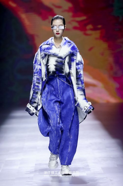 浙江理工大學(xué)服裝學(xué)院2021屆服裝與服飾設(shè)計專業(yè)畢業(yè)展演在杭州成功舉辦